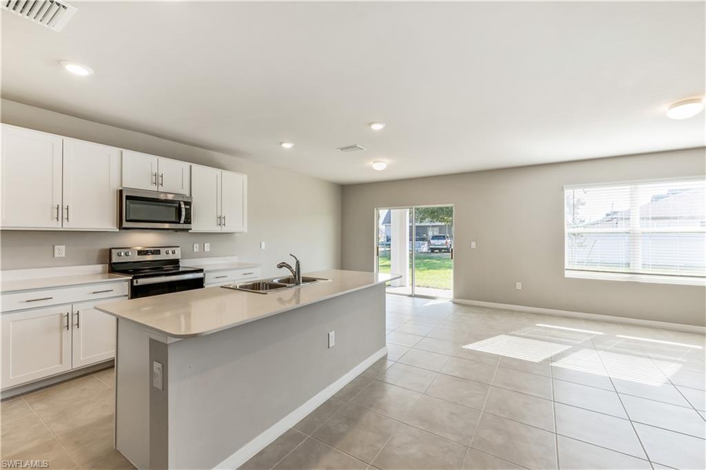 CORAL BAY - Residential