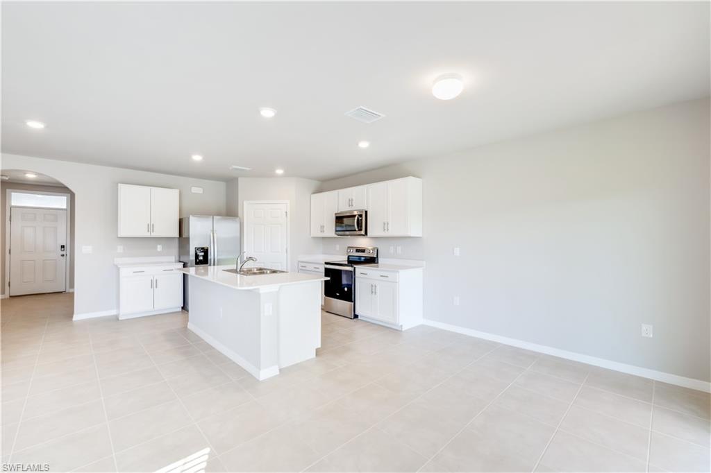 CORAL BAY - Residential