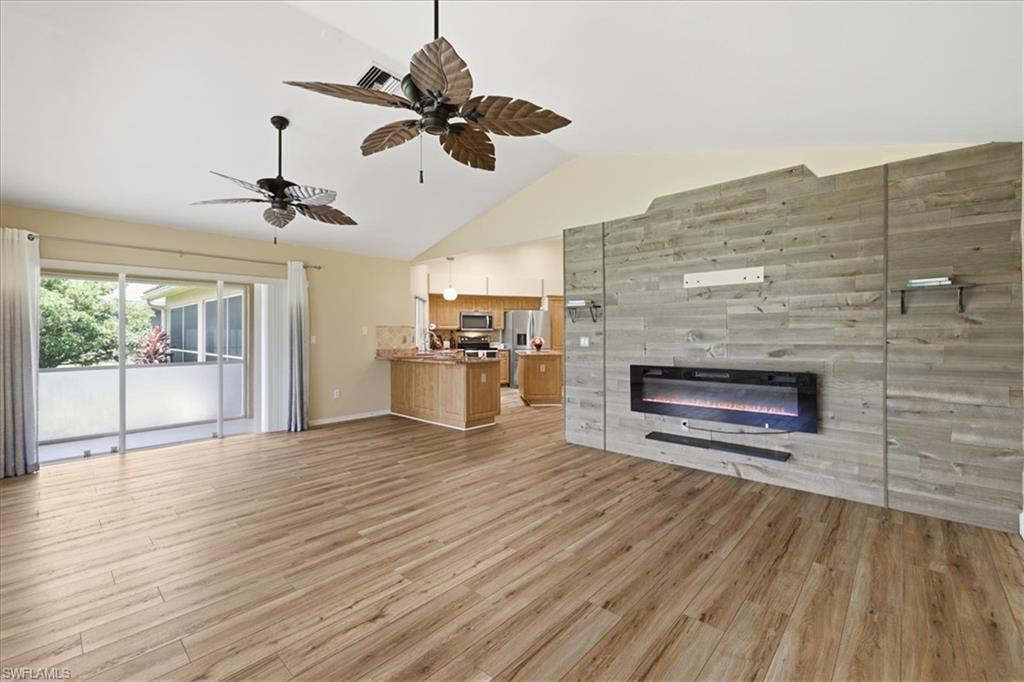 CROSS CREEK ESTATES - Residential