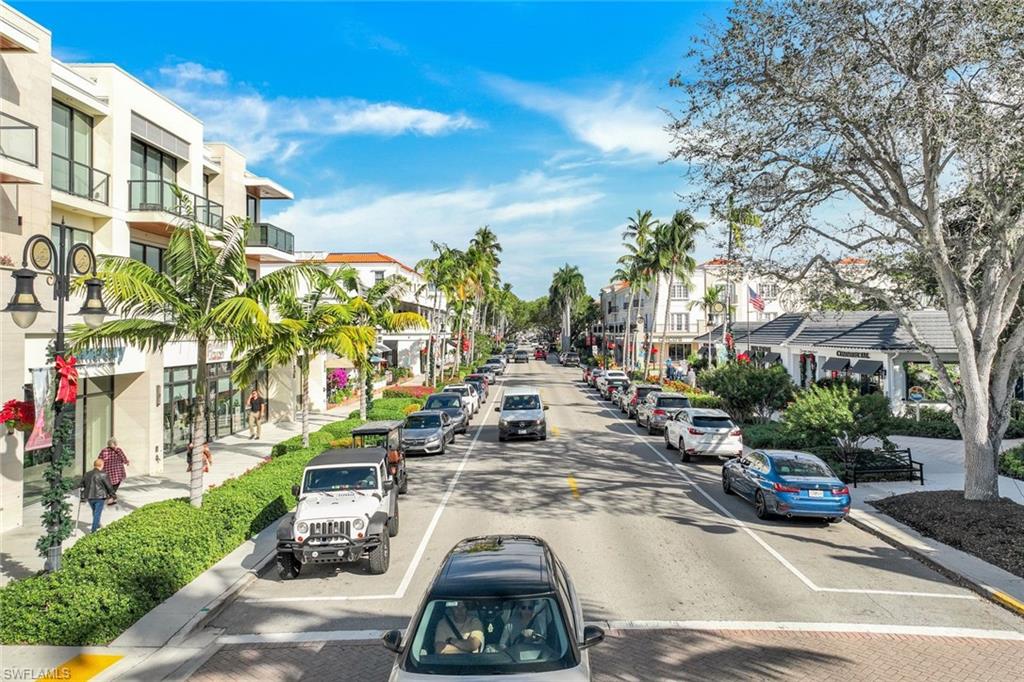 OLDE NAPLES - Land