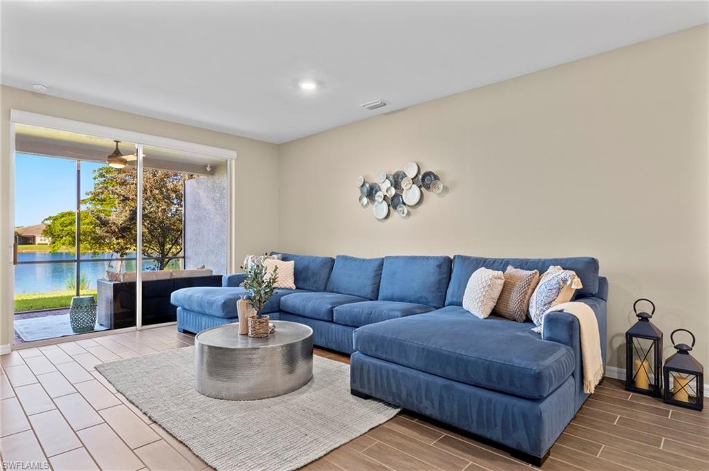 CORAL HARBOR - Residential Lease