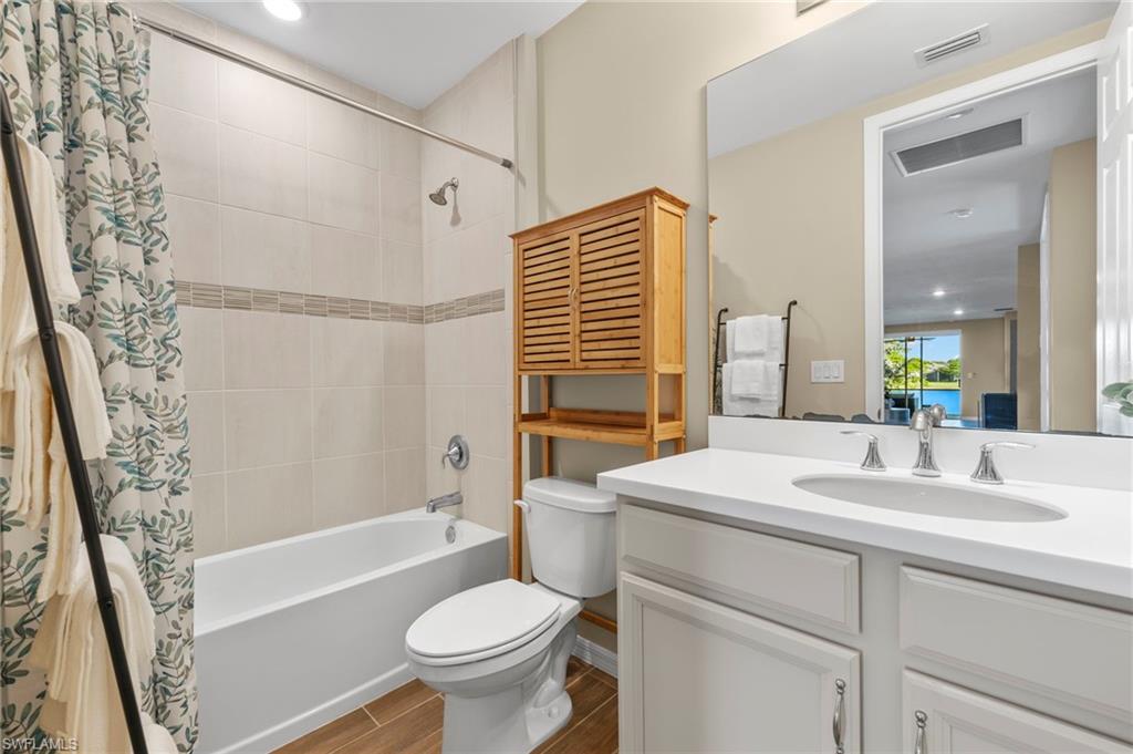 CORAL HARBOR - Residential Lease