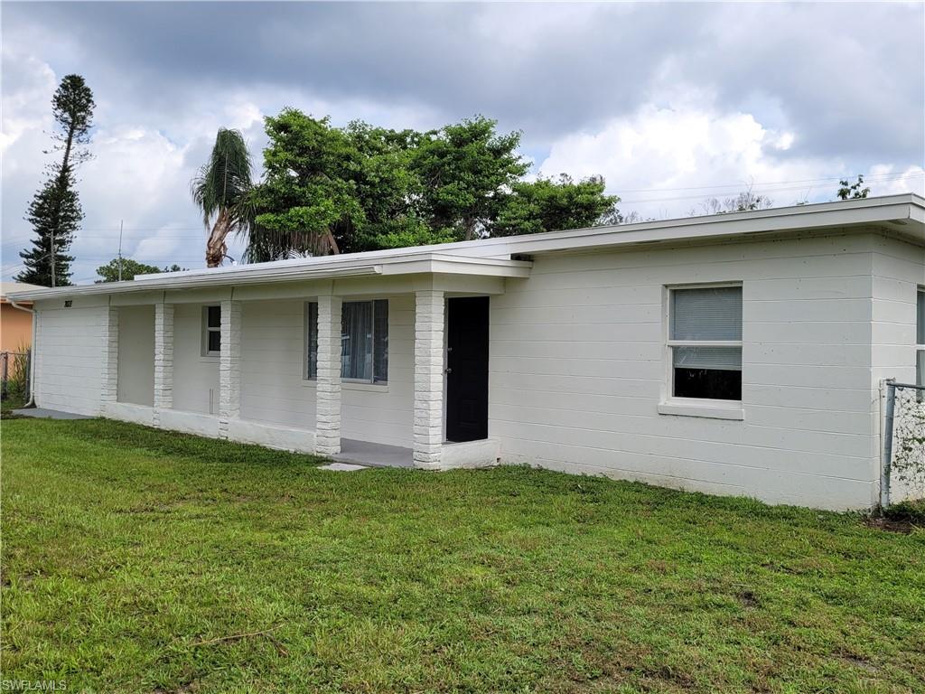 MARAVILLA CIRCLE - Residential