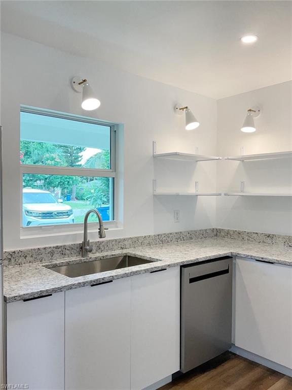 MARAVILLA CIRCLE - Residential