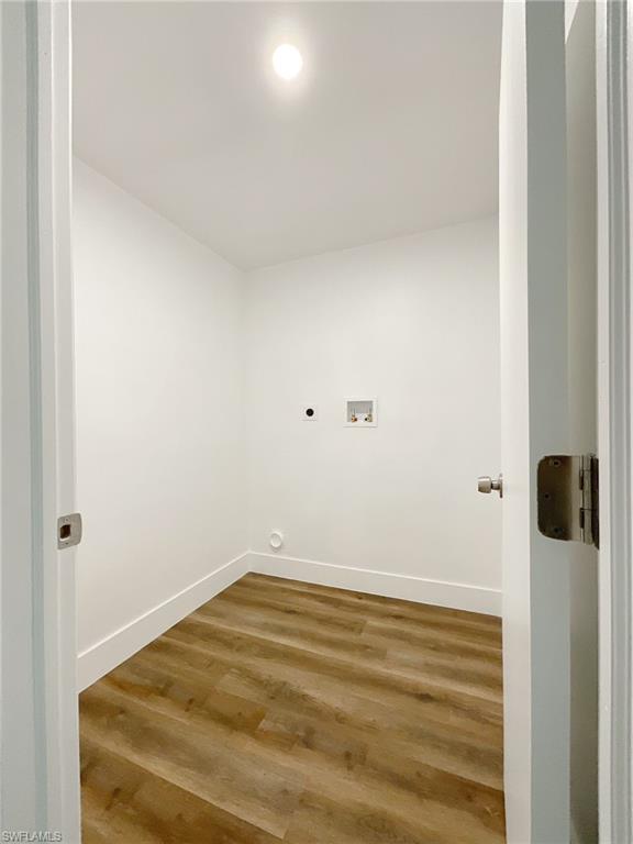 MARAVILLA CIRCLE - Residential
