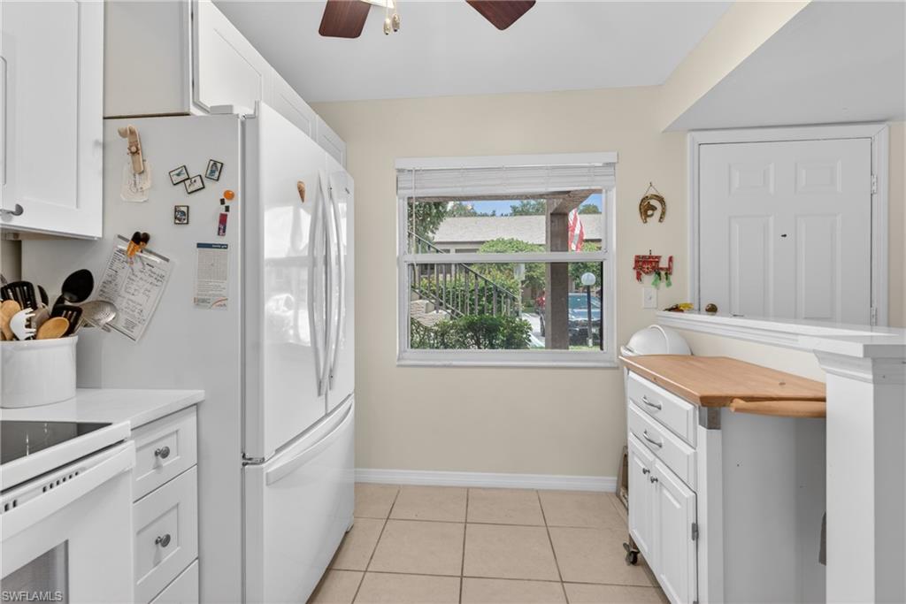 FOXMOOR CONDO - Residential