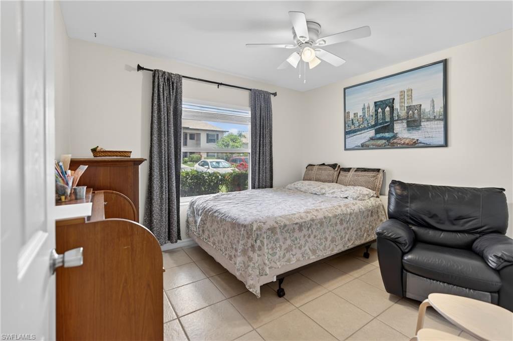 FOXMOOR CONDO - Residential