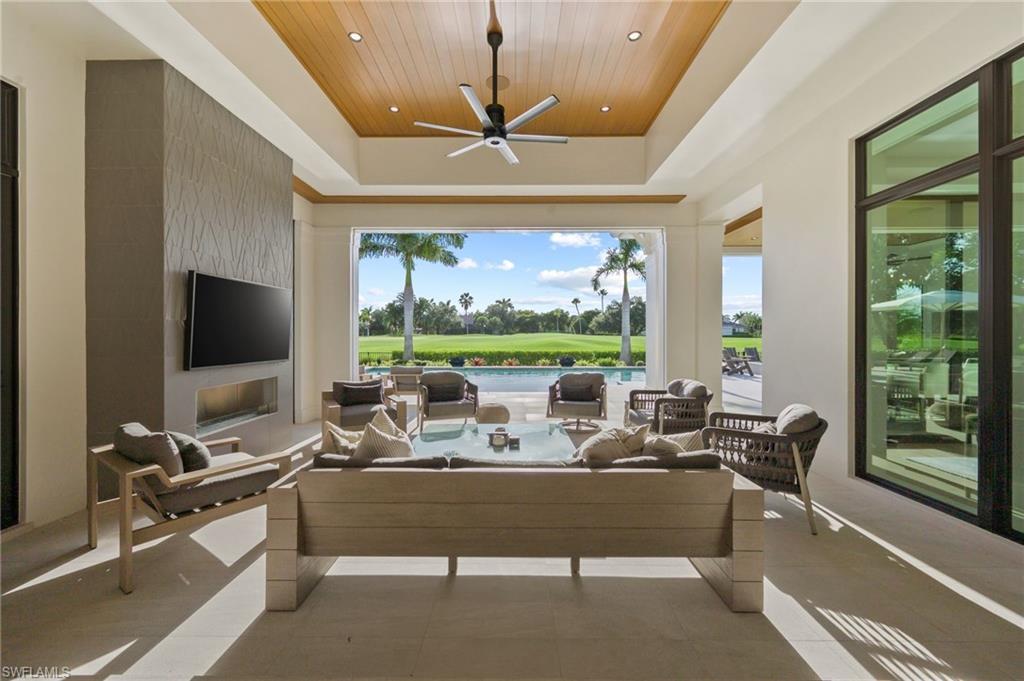 QUAIL WEST - Residential