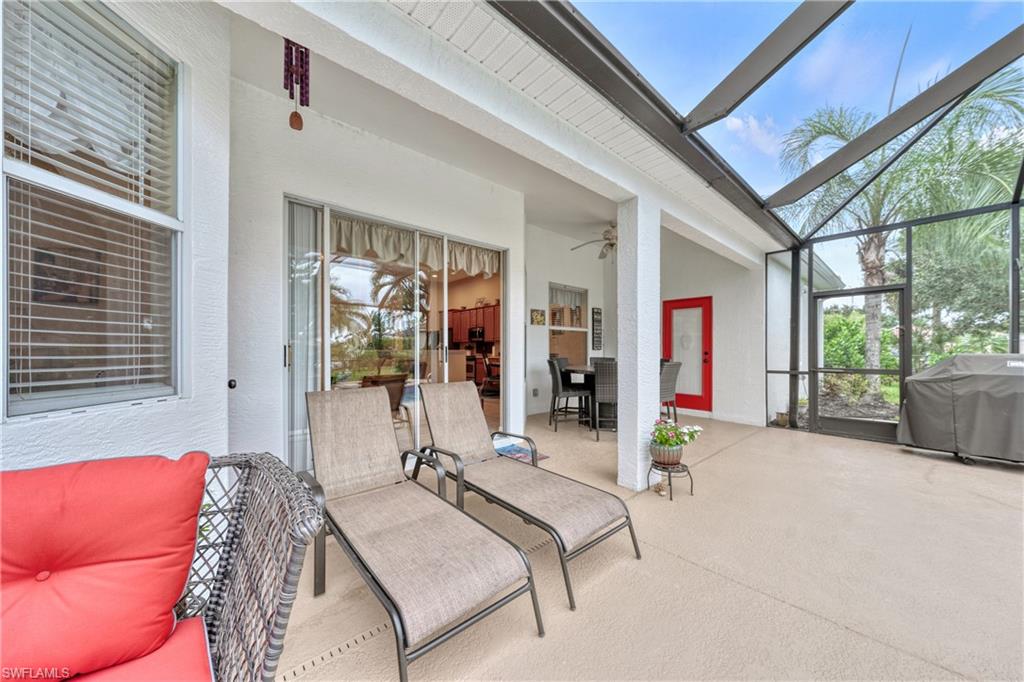 VALENCIA LAKES - Residential