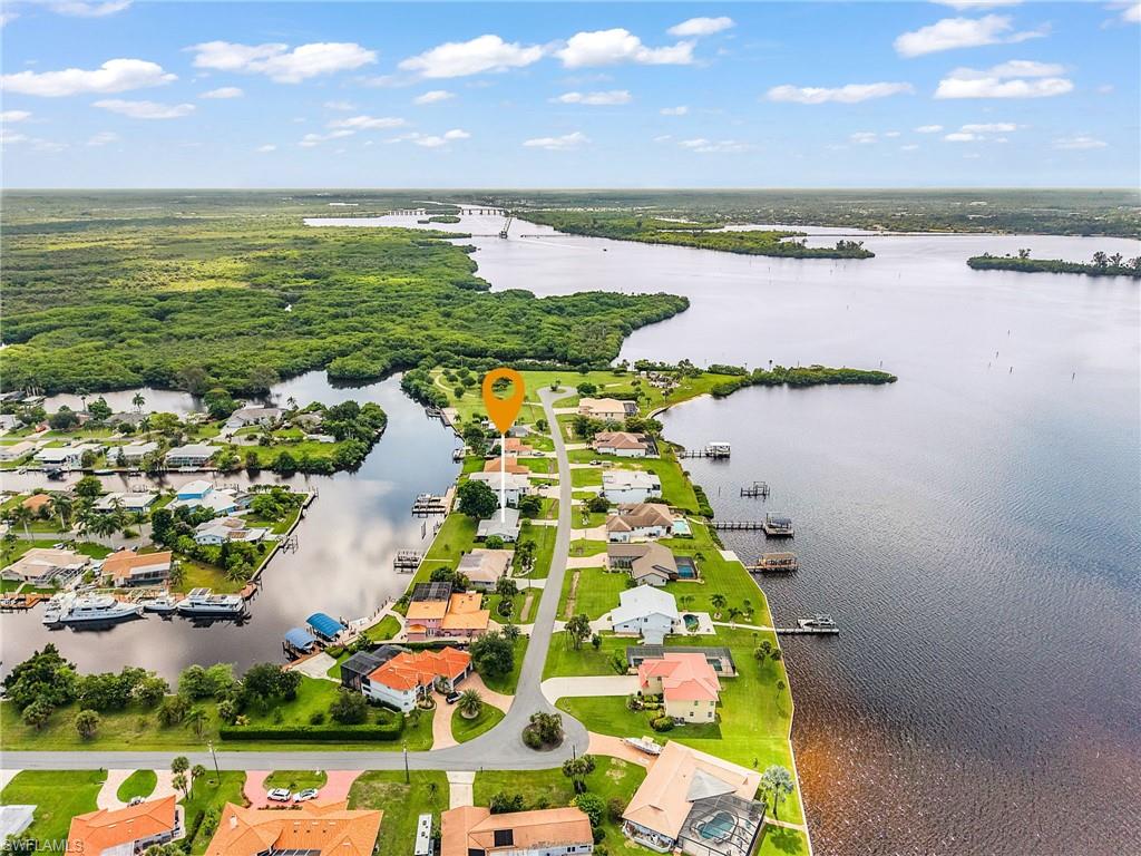 YACHT CLUB COLONY - Residential