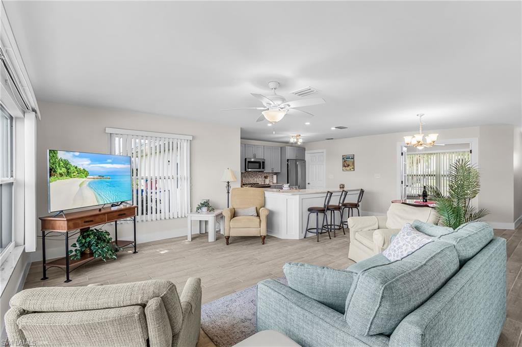 YACHT CLUB COLONY - Residential