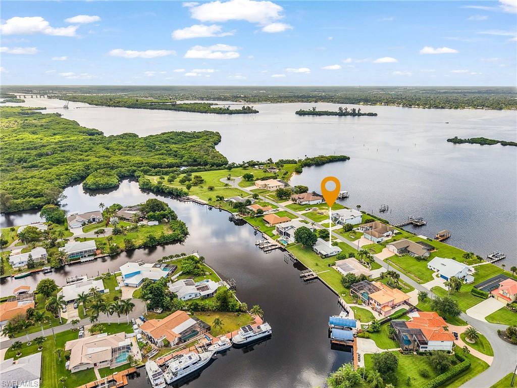 YACHT CLUB COLONY - Residential