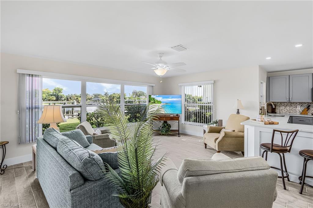YACHT CLUB COLONY - Residential