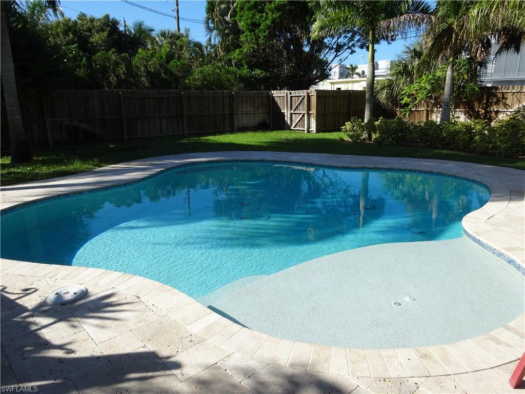 LAKE PARK - Residential