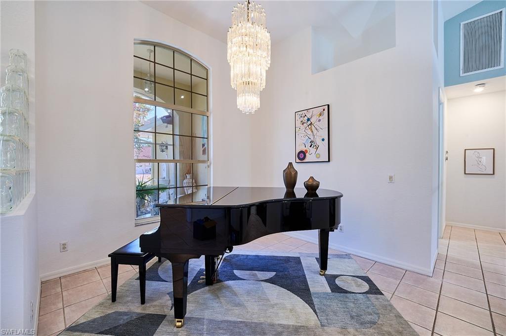 TANGLEWOOD - Residential