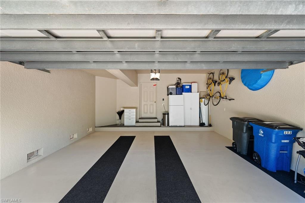 JONATHANS BAY - Residential