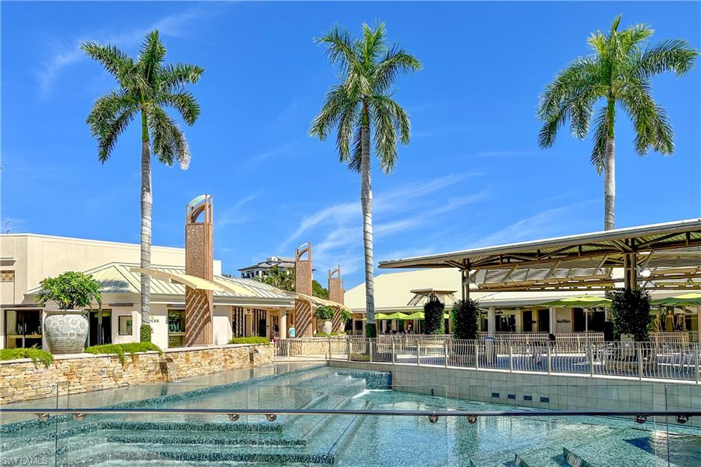 LAUREL OAKS AT PELICAN BAY - Residential