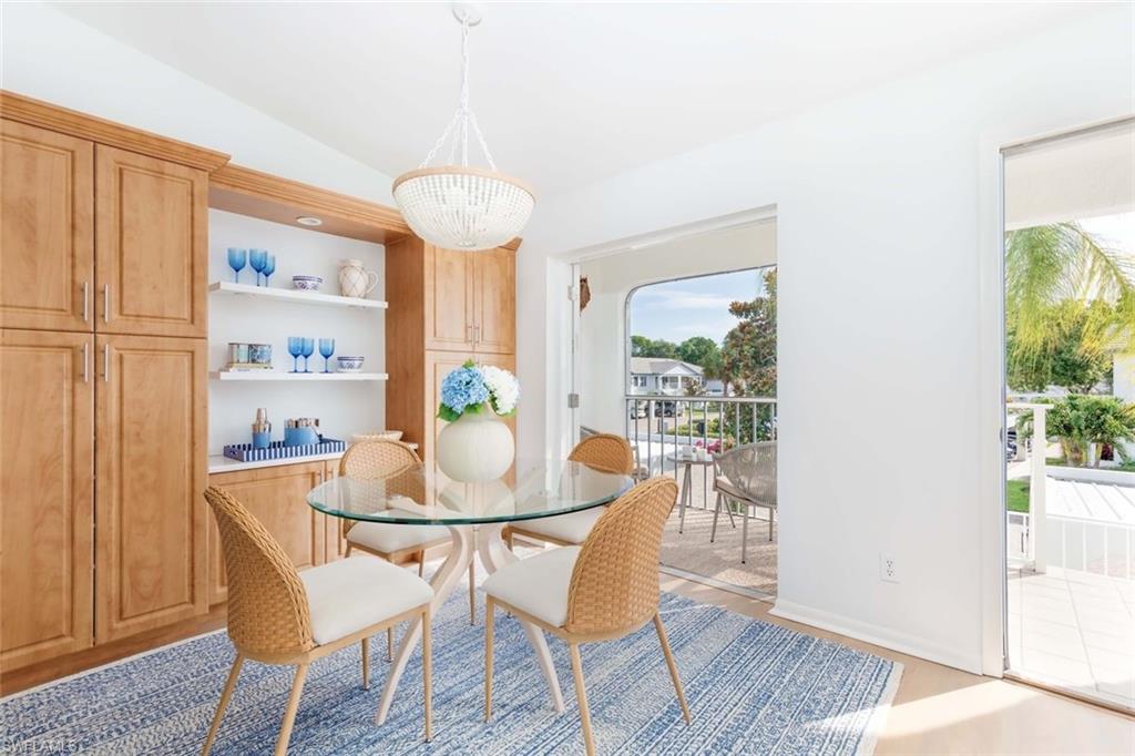 LAUREL OAKS AT PELICAN BAY - Residential
