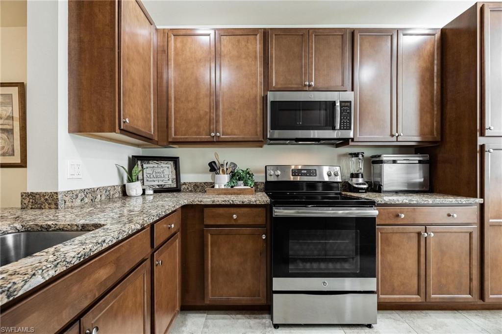 PORTOFINO SPRINGS - Residential