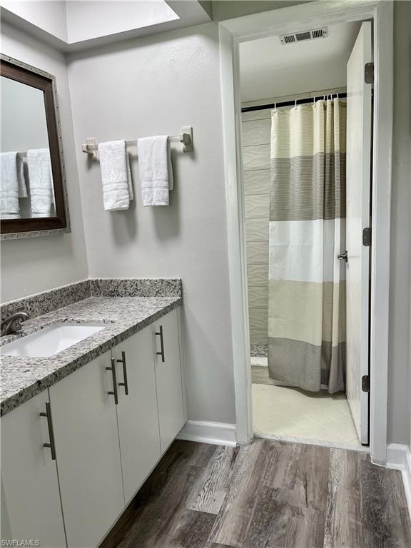 SUNRISE III - Residential Lease