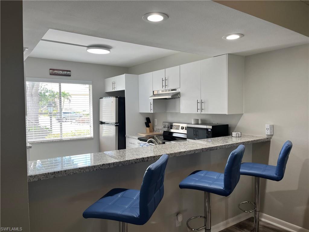 SUNRISE III - Residential Lease