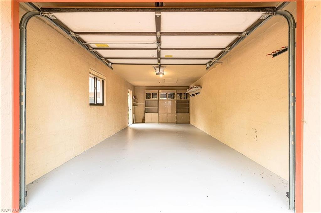 COACH HOUSE - Residential