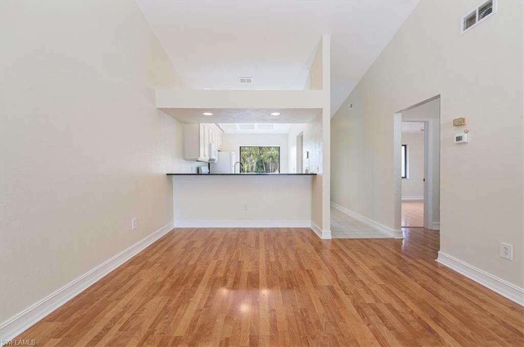 COACH HOUSE - Residential