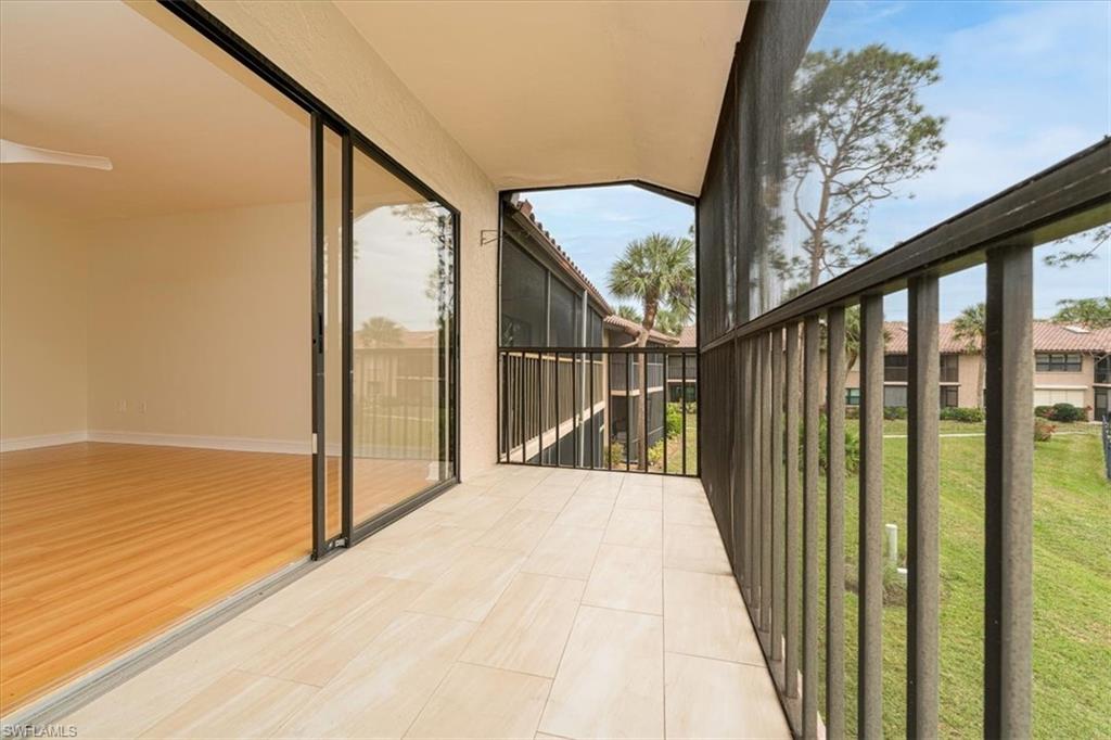 COACH HOUSE - Residential