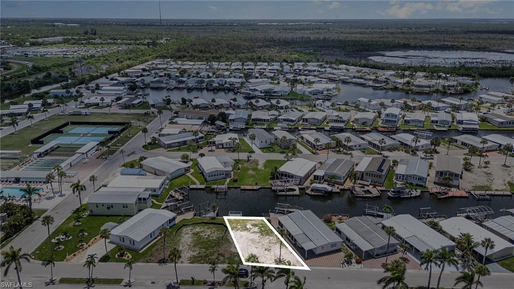 BAYSIDE ESTATES - Land