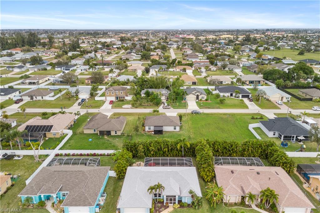 CAPE CORAL - Residential