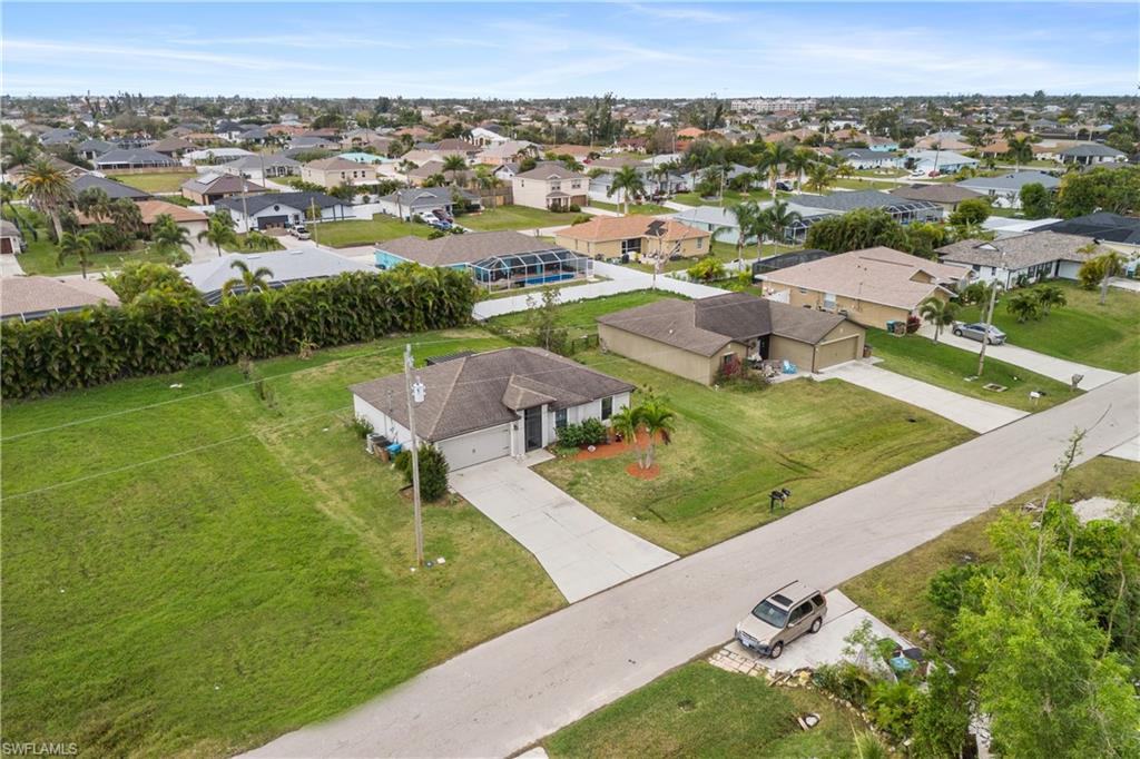 CAPE CORAL - Residential