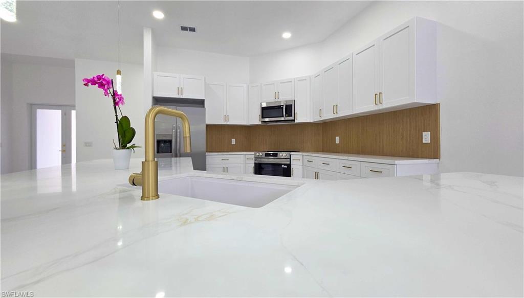 MONTURA RANCH ESTATES - Residential