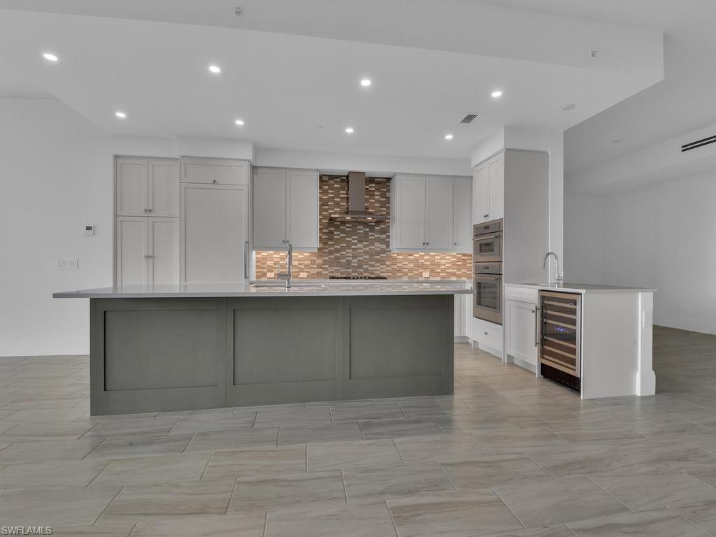 INFINITY AT THE COLONY - Residential Lease