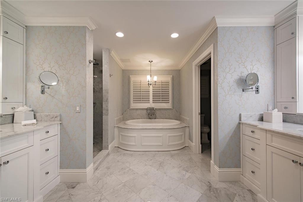 AQUALANE SHORES - Residential