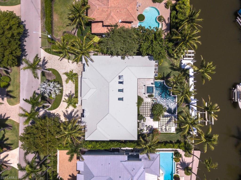 AQUALANE SHORES - Residential