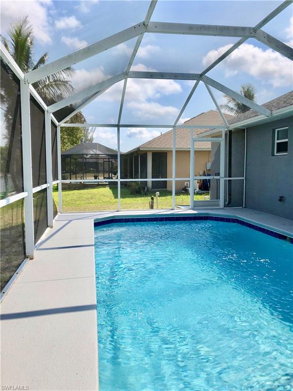CAPE CORAL - Residential