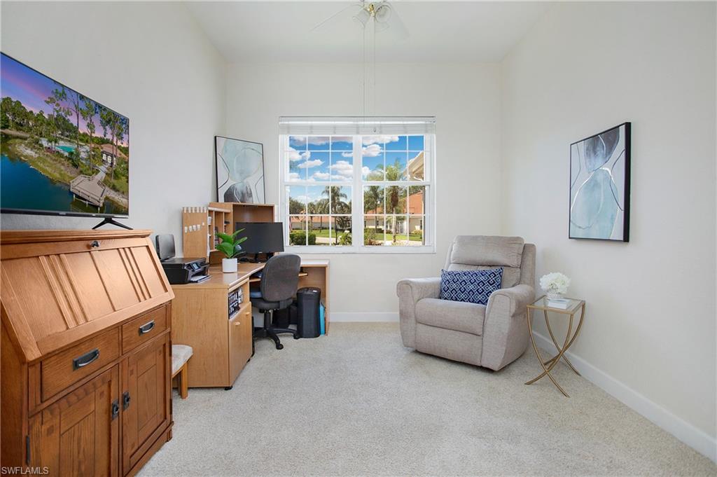 CARLTON LAKES - Residential