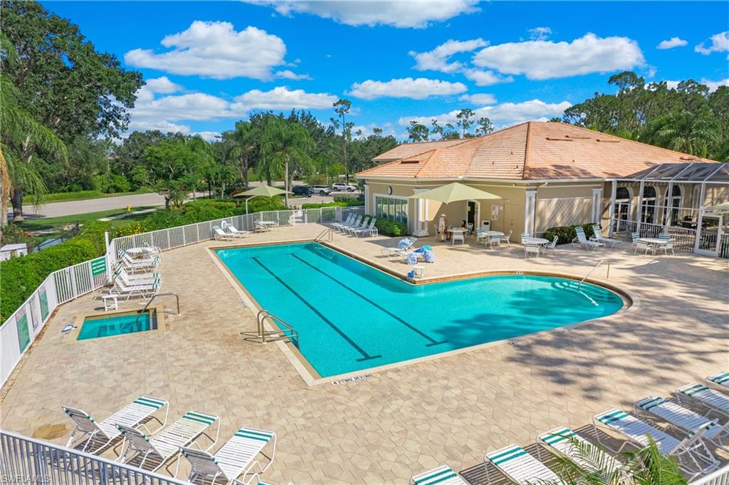 CARLTON LAKES - Residential