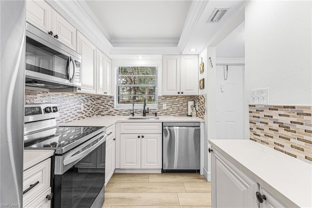 FOREST LAKES GOLF AND TENNIS CLUB - Residential