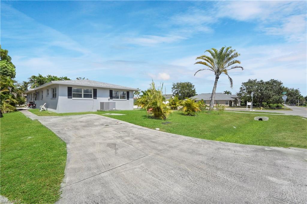 NAPLES PARK - Residential