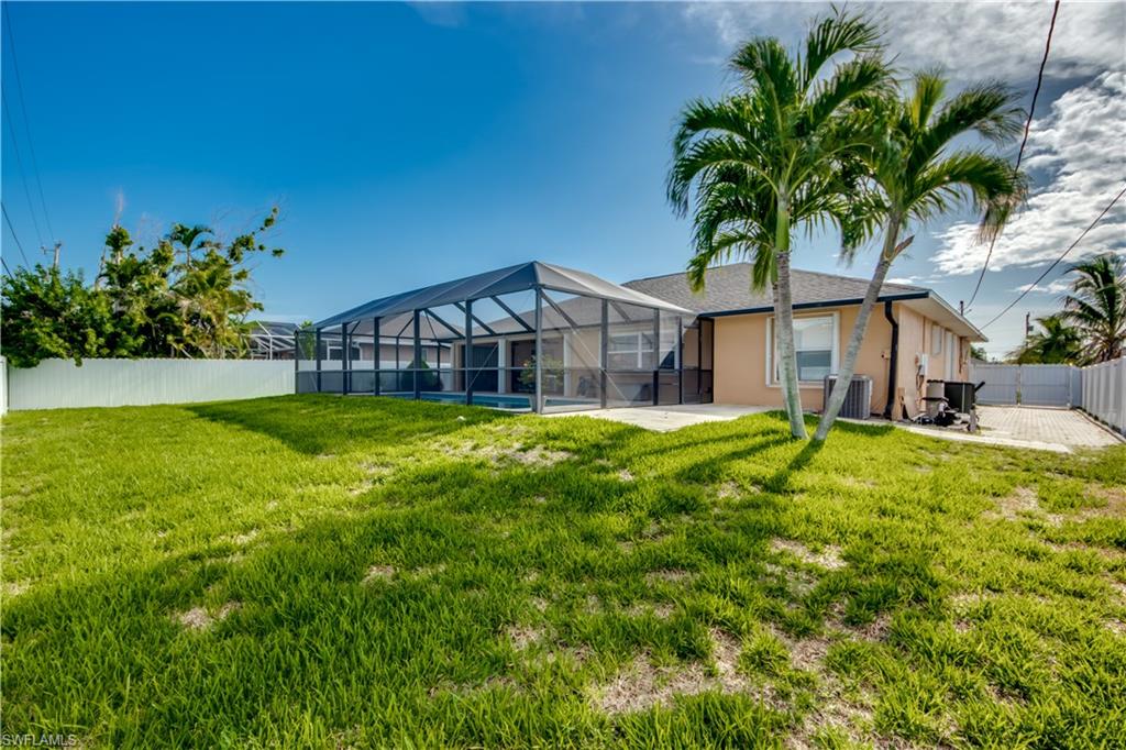 CAPE CORAL - Residential