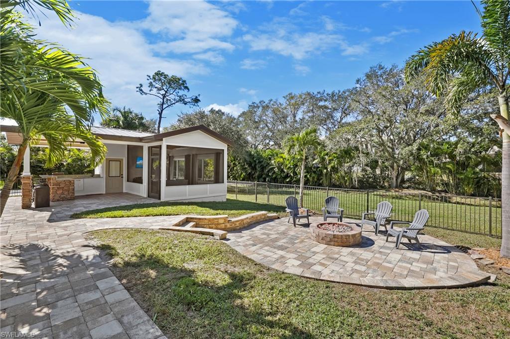 SKYLINE WOODS - Residential