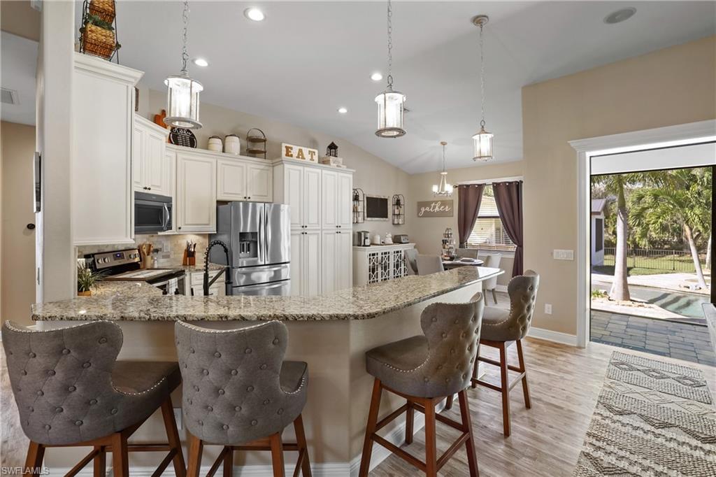 SKYLINE WOODS - Residential