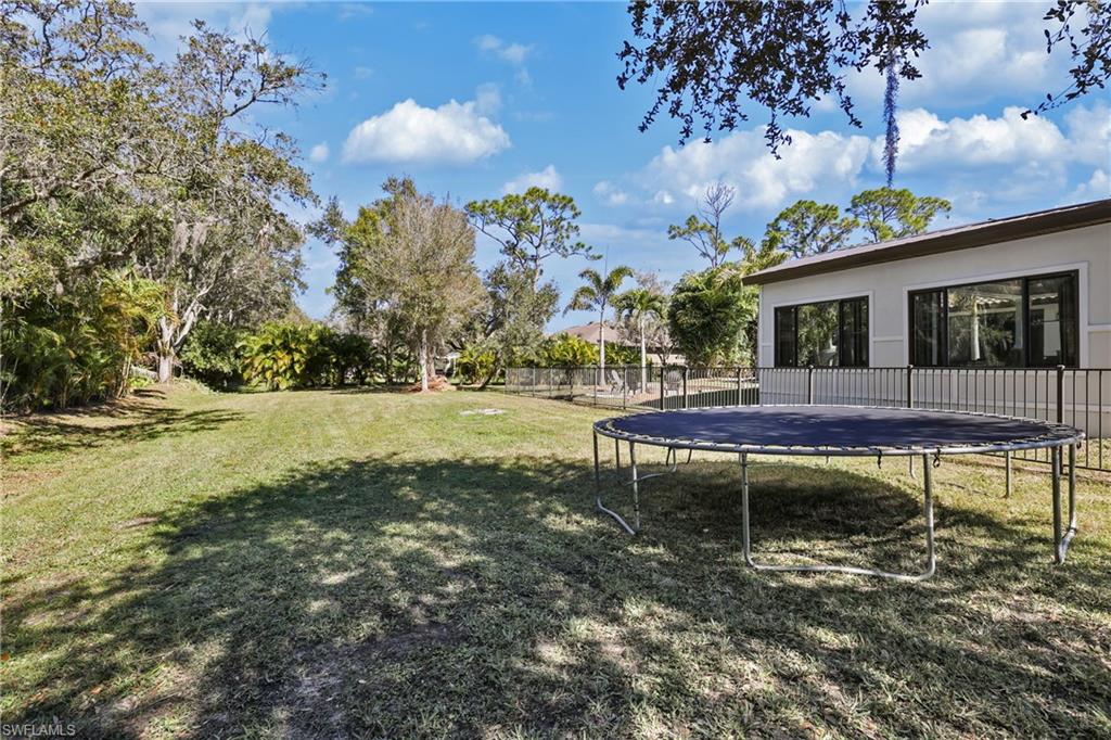 SKYLINE WOODS - Residential