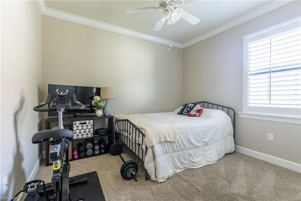 CAMDEN SQUARE - Residential