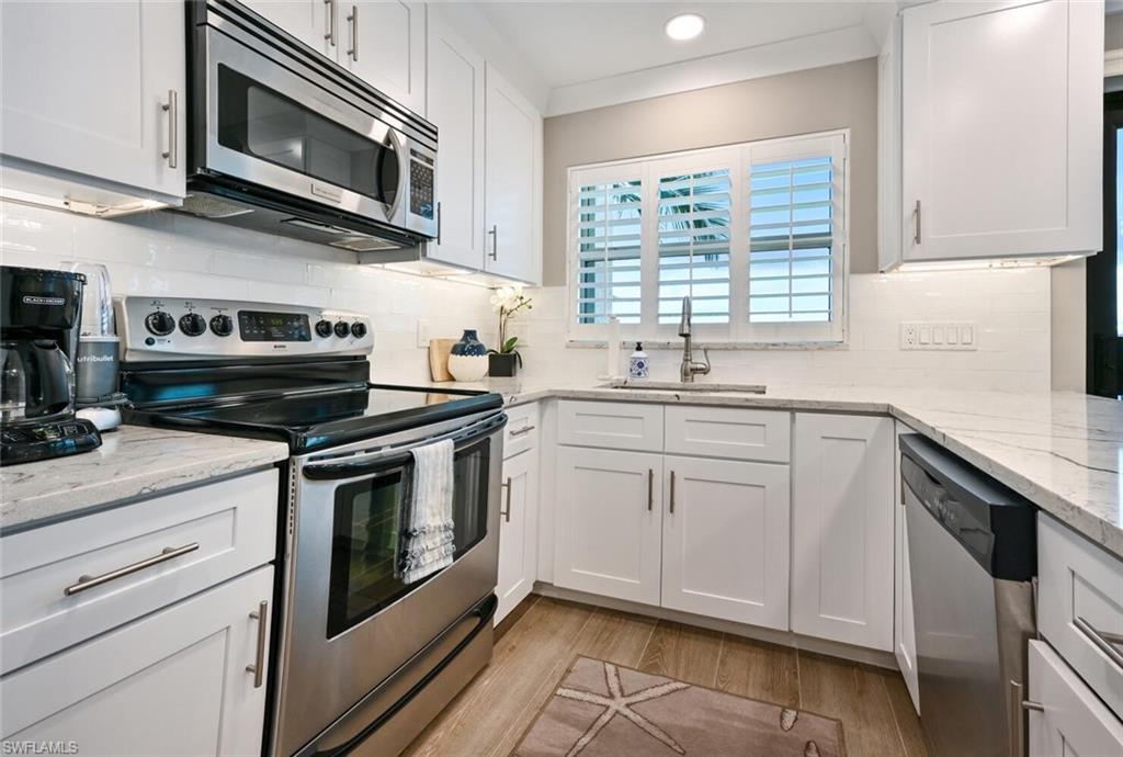 COQUINA CLUB - Residential Lease