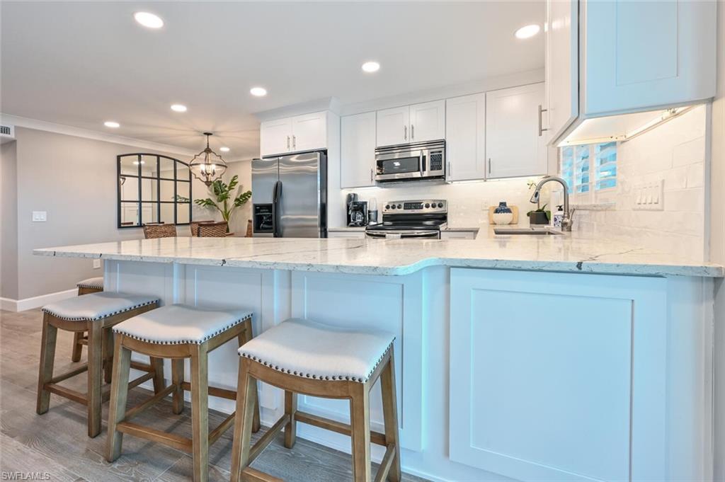 COQUINA CLUB - Residential Lease