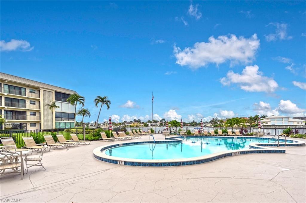 COQUINA CLUB - Residential Lease