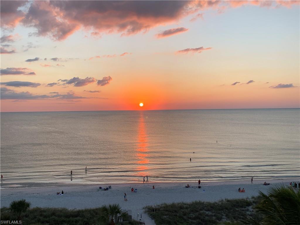 COQUINA CLUB - Residential Lease