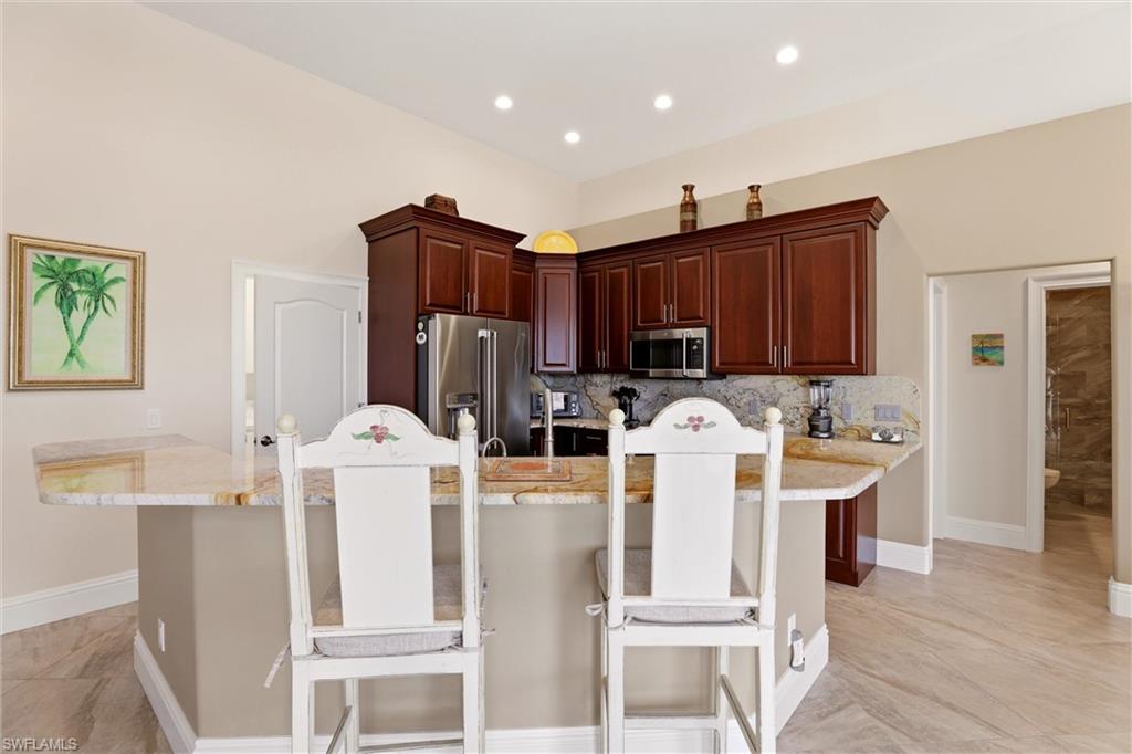 MARCO ISLAND - Residential
